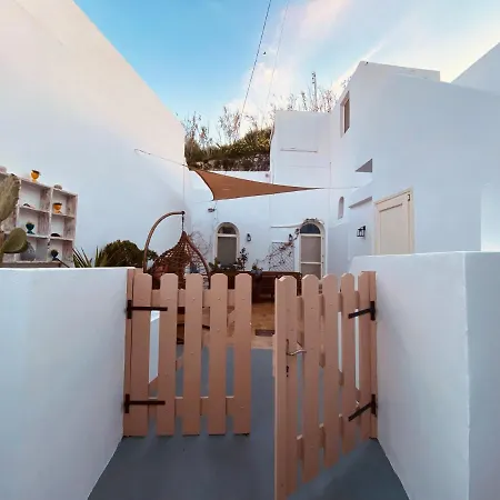 Esmi Cave Villa